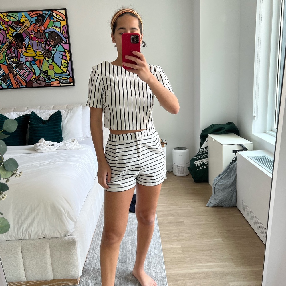ASOS Two Piece Crop Set - Picture 2 of 3